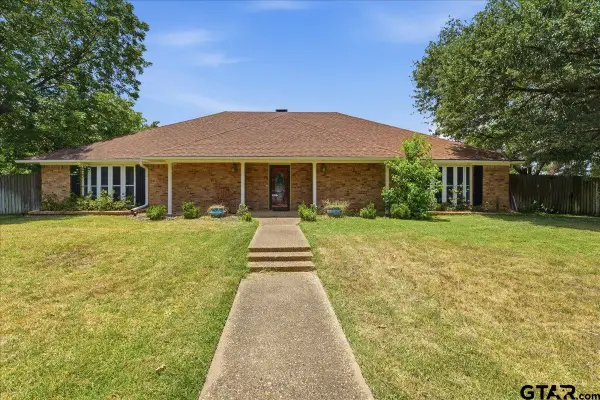 130 Mulberry, Van,  75790