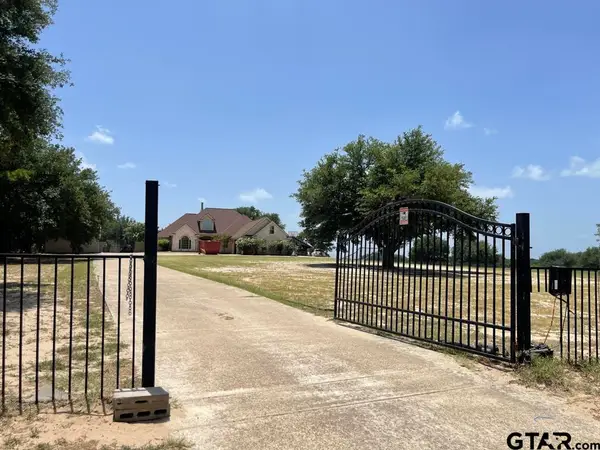 23211 Fm 1995, Lindale,  75771