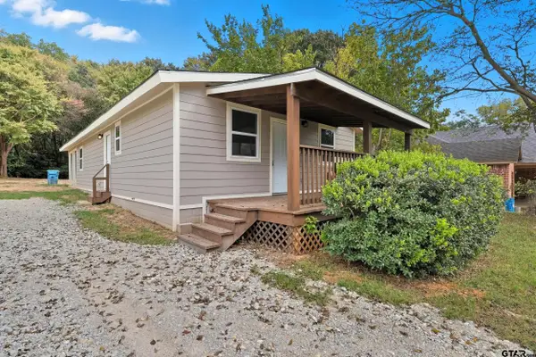 1005 E 9th, Mt Pleasant,  75455