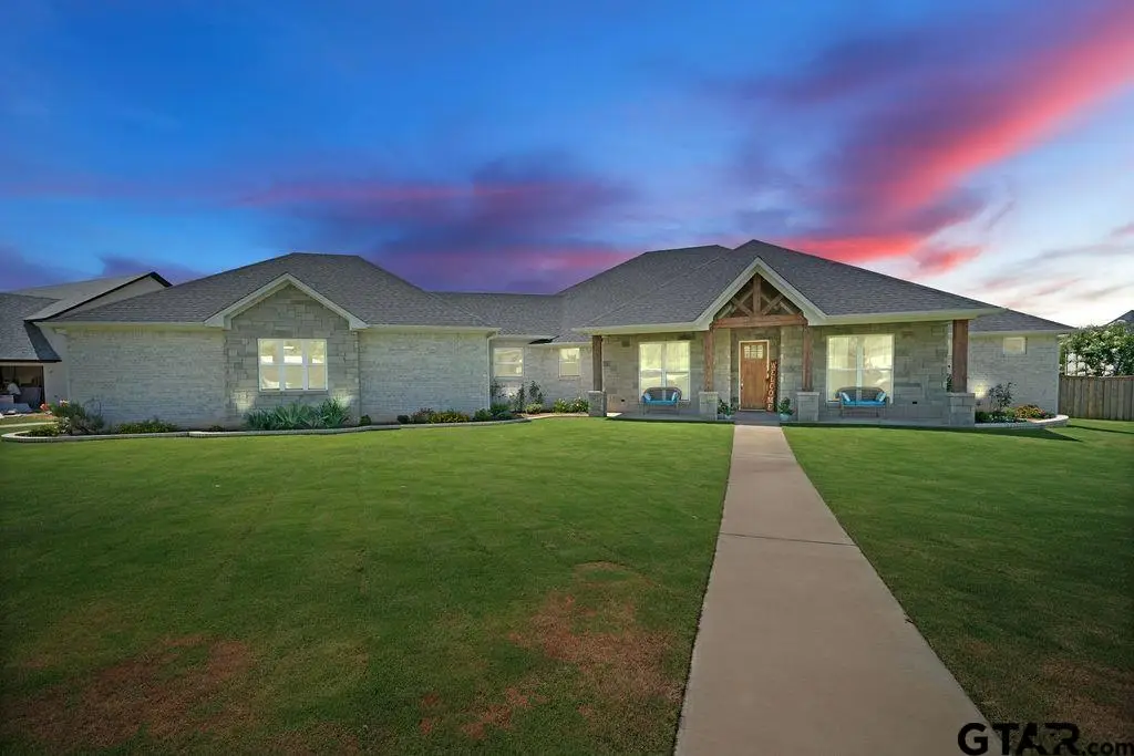 219 White N Gail Ln, Shadybrook, TX 75757 - #1