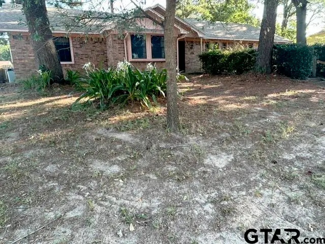 1006 Jeffrey Dr, Tyler, TX 75703 - #1
