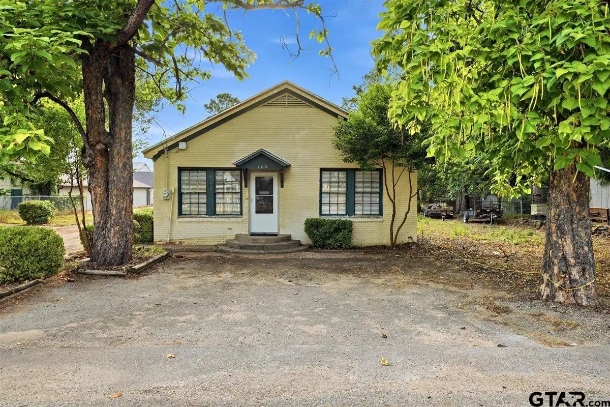 106 S College St, Lindale, TX 75771 - #1