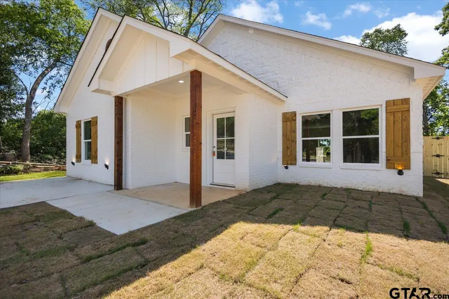 817 Boyd Ave, Tyler, TX 75701 - #2