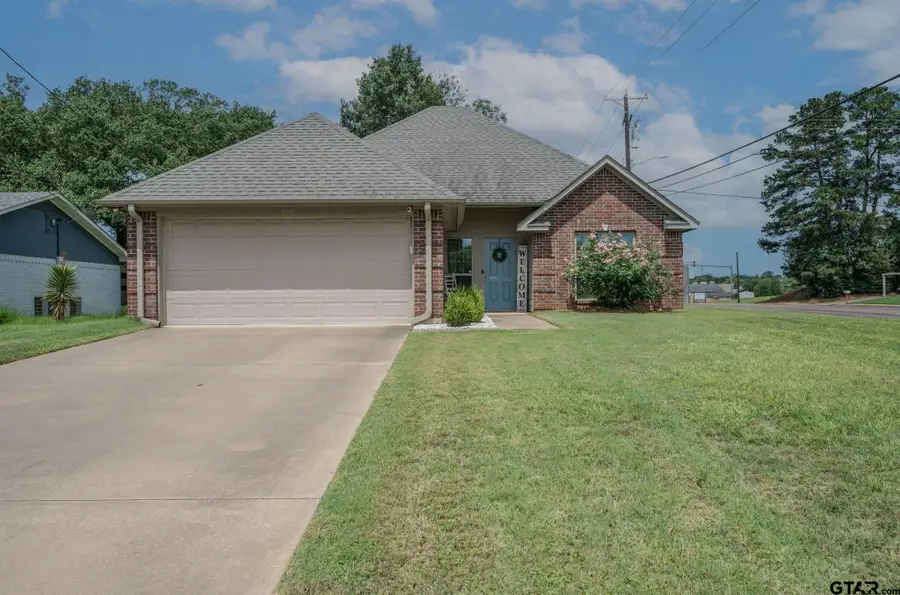 100 S Rainbow Dr, Whitehouse, TX 75791 - #2