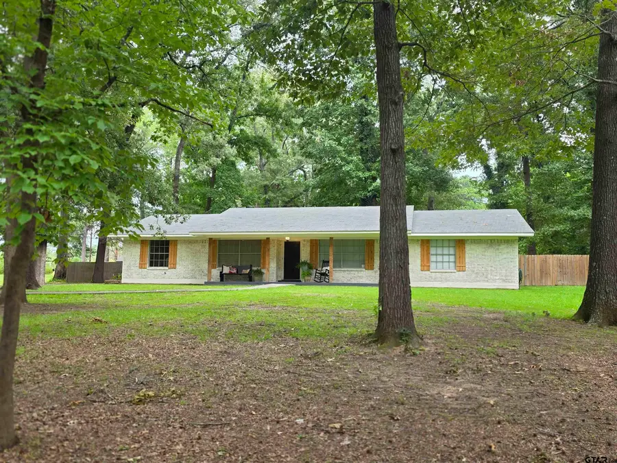 109 Dogwood St., Lone Star, TX 75668 - #2