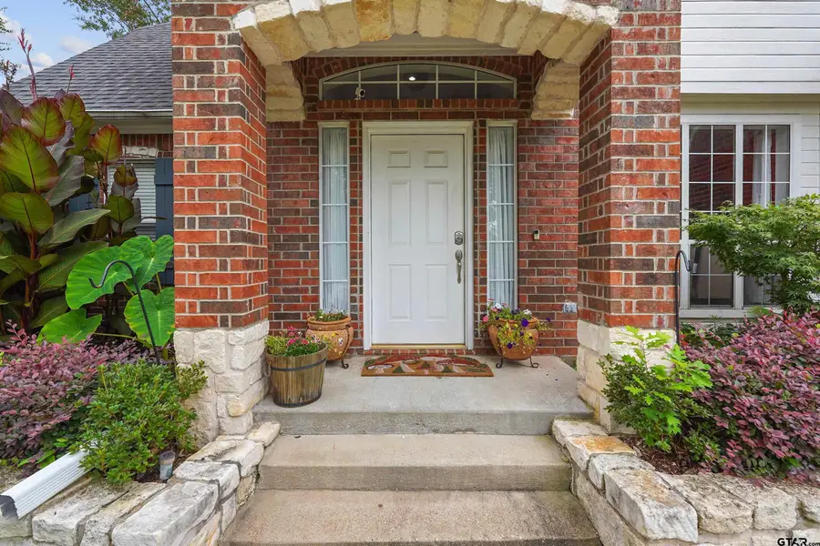 7614 Abbeywood Ct., Tyler, TX 75703 - #2