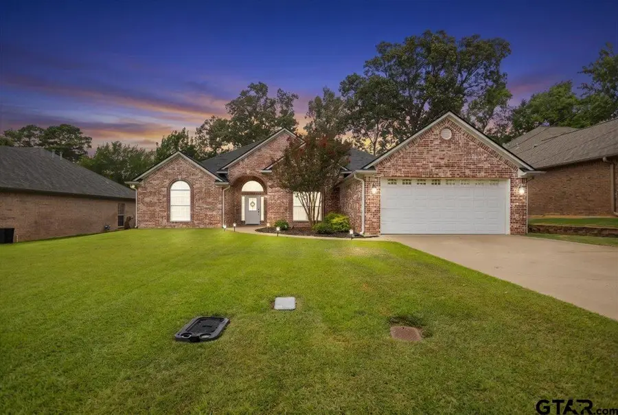305 Bridgers Hill Rd, Longview, TX 75604 - #2
