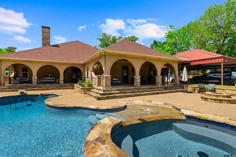 440 Susan Rd, Gladewater, TX 75647 - #2