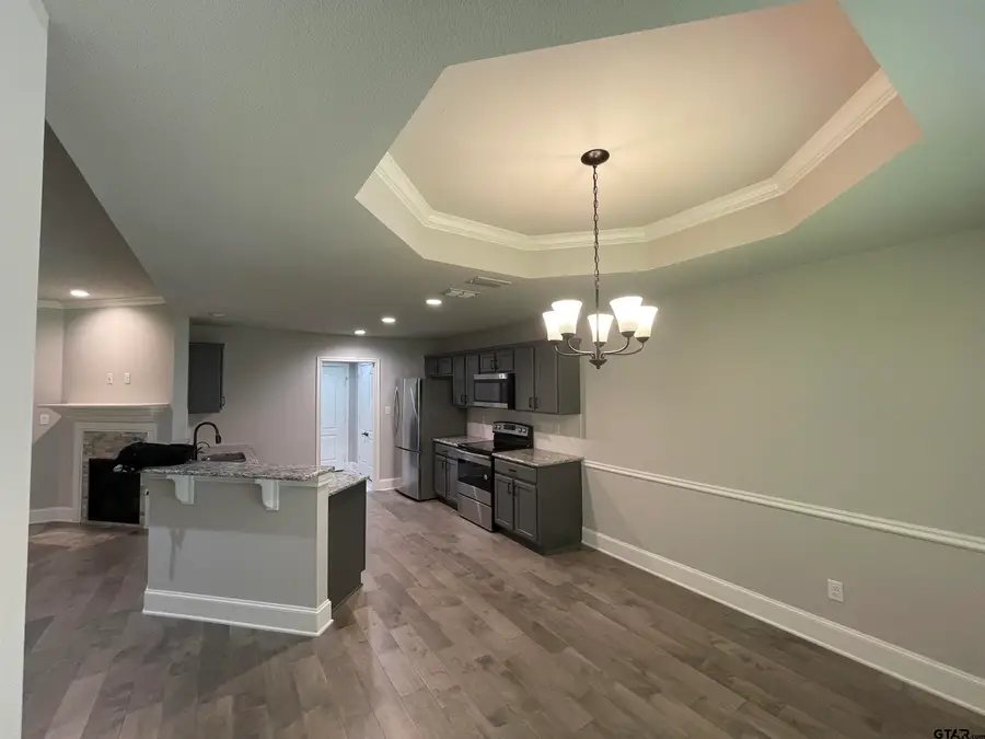 815 E Grande Blvd Unit M104, Tyler, TX 75703 - #3