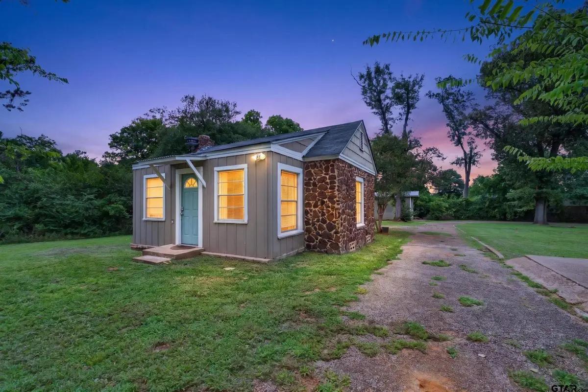 2127 S Sneed Ave., Tyler, TX 75701 - #1