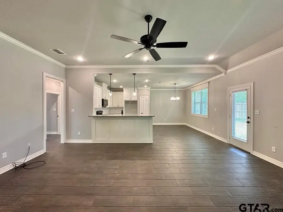 109 Rose Row Ln, Winona, TX 75792 - #2