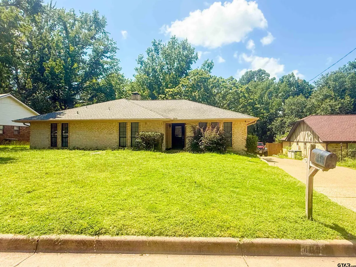 409 Sutherland Dr., Tyler, TX 75703 - #1