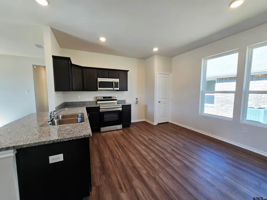 611 Park Central, Chandler, TX 75758 - #3