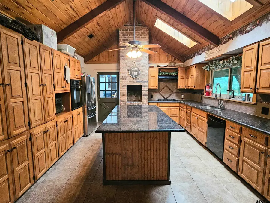 395 Bolding Rd, Marshall, TX 75670 - #3