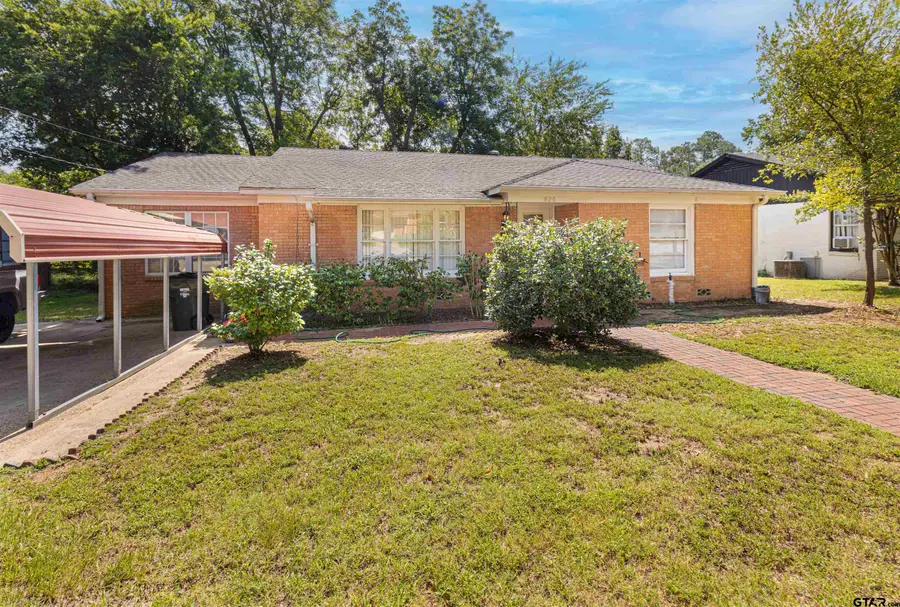 820 S Palmer, Tyler, TX 75701 - #3