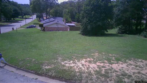 3601 Brazos Blvd., Tyler,  75702