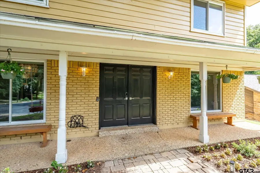 2820 Navaho Trl, Tyler, TX 75707 - #2