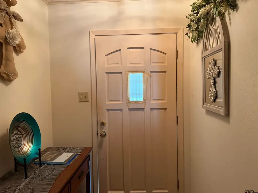828 Willow Creek, Jacksonville, TX 75766 - #2