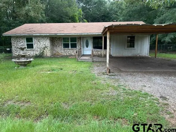 4465 W Commerce Ave, Gladewater,  75647