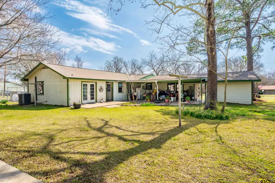 609 E Quitman St., Alba, TX 75410 - #3