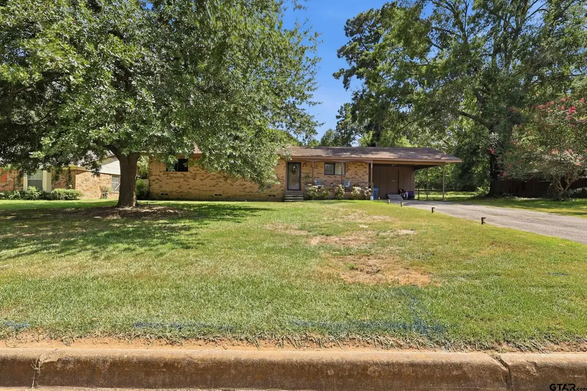 106 Highland Dr, Pittsburg, TX 75686 - #1