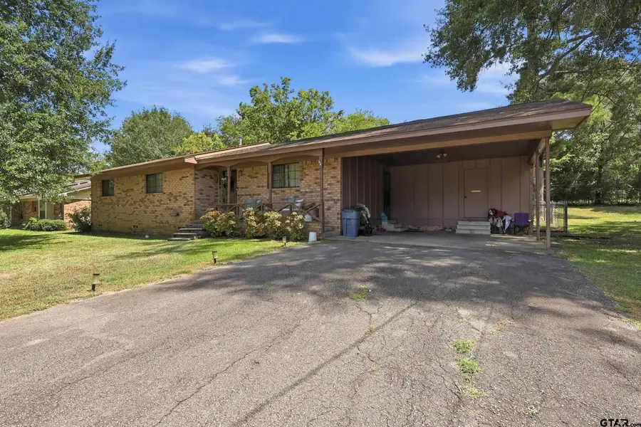 106 Highland Dr, Pittsburg, TX 75686 - #3