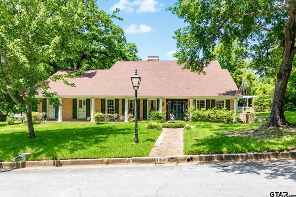 3215 Birdwell, Tyler,  75701