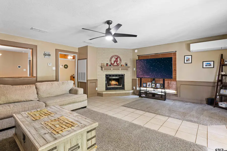 306 Bermuda Dr., White Oak, TX 75693 - #3