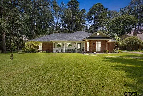 7 Shady Lane, Longview,  75604
