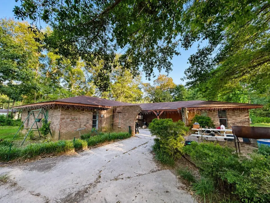 1128 N Cr 161 D, Overton, TX 75684 - #2