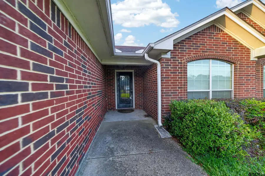 11185 Meadows Drive, Flint, TX 75762 - #2