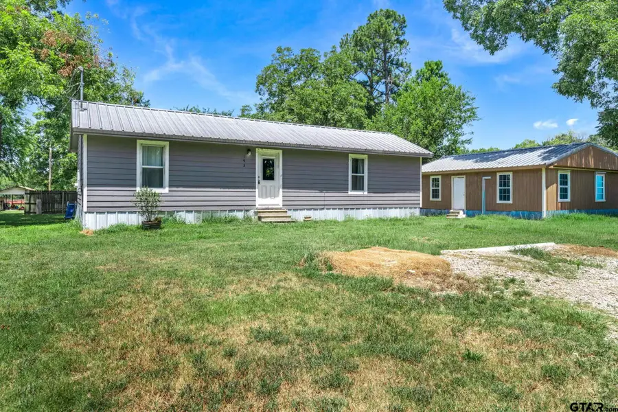 195 N Wood St., Emory, TX 75440 - #2
