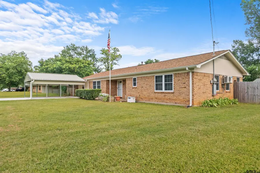 116 Larkspur Ln, Palestine, TX 75803 - #3