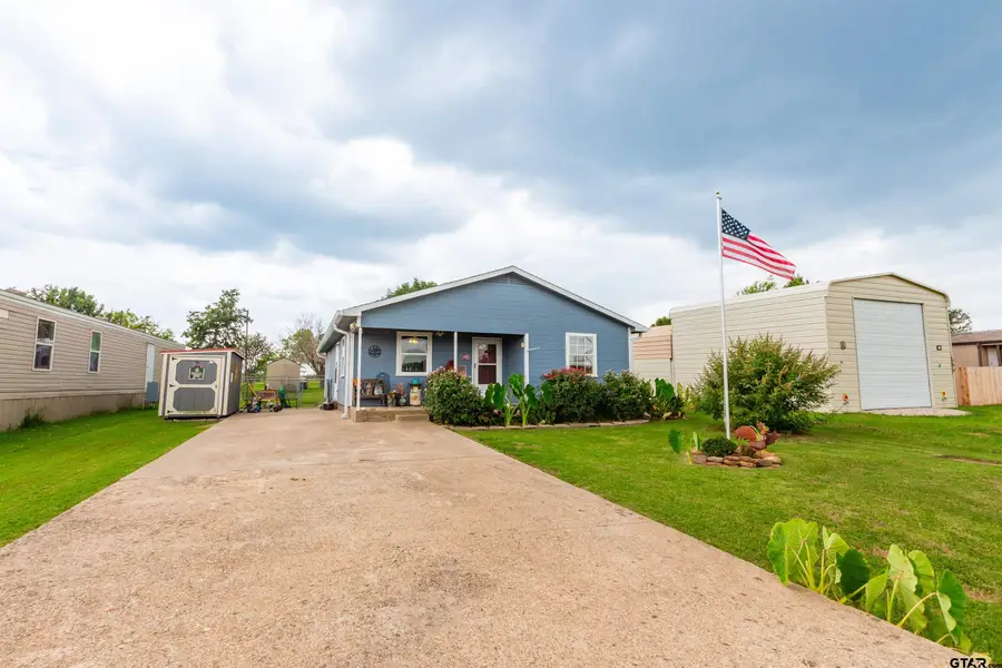 404 Holiday Village Dr, Quitman, TX 75783 - #2