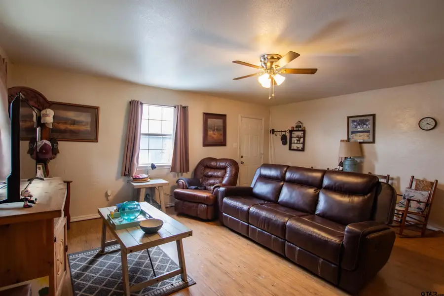 404 Holiday Village Dr, Quitman, TX 75783 - #3