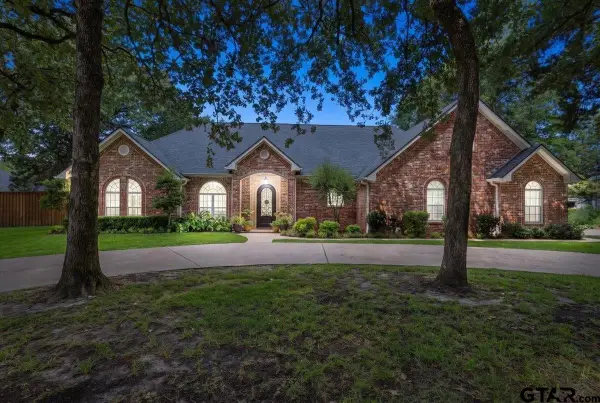 641 County Road 2311, Mineola,  75773