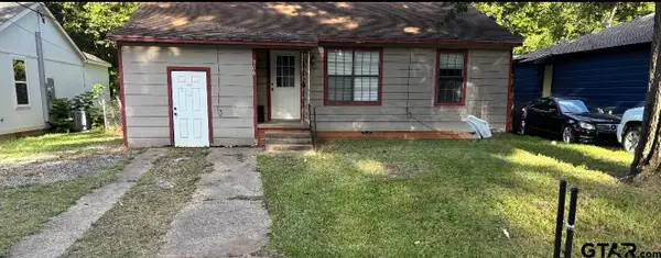 506 S Fenton, Tyler,  75702