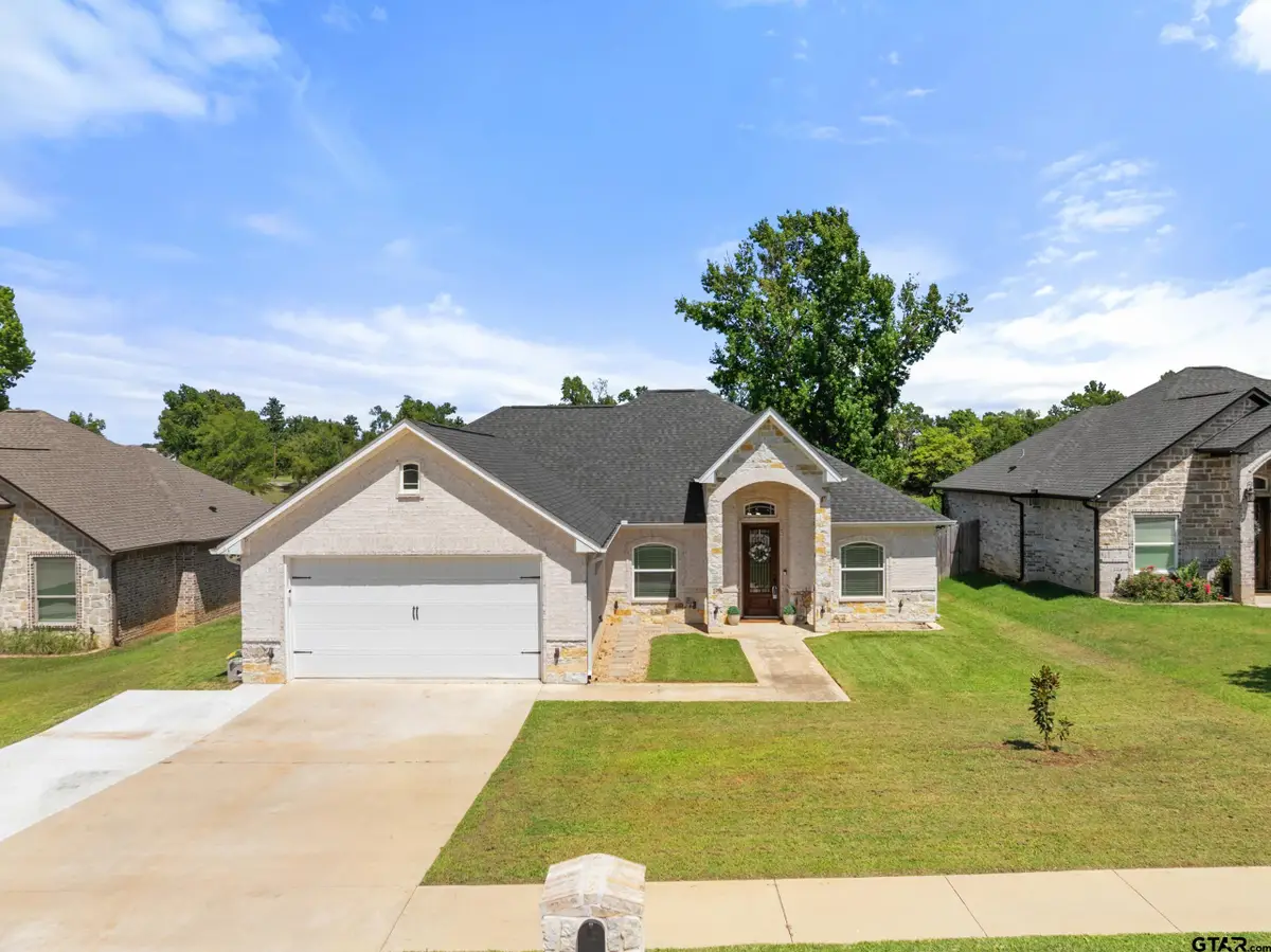 422 Duke Place Ln, Tyler, TX 75704 - #1