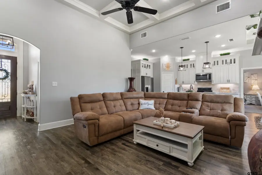 422 Duke Place Ln, Tyler, TX 75704 - #3