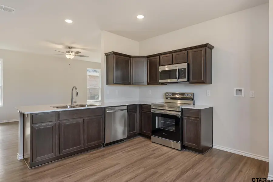 611 Park Central, Chandler, TX 75758 - #3