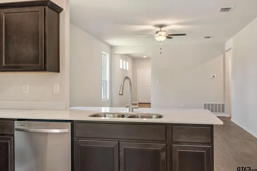 610 Park Central, Chandler, TX 75758 - #2