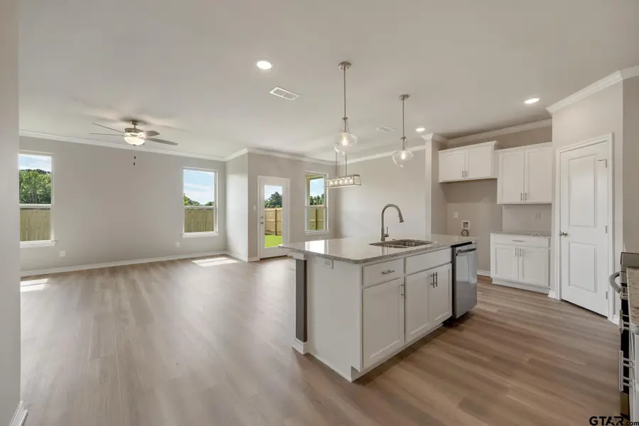 306 Driftwood Way, Whitehouse, TX 75791 - #3
