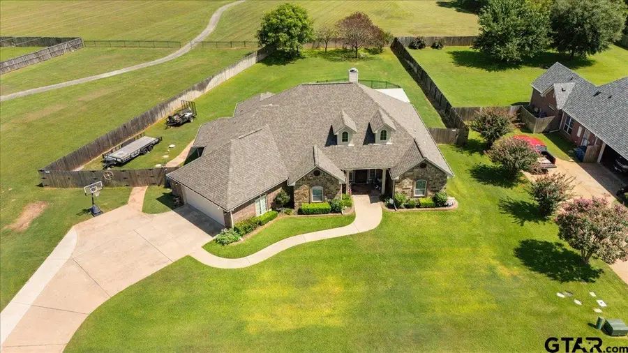 212 Pecan Park Dr, Bullard, TX 75757 - #2