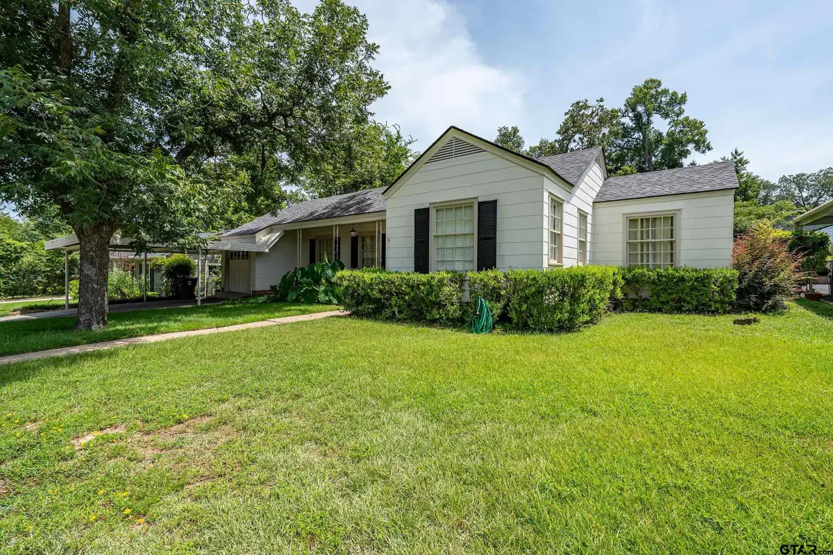 2724 Crestview Avenue, Tyler, TX 75701 - #1