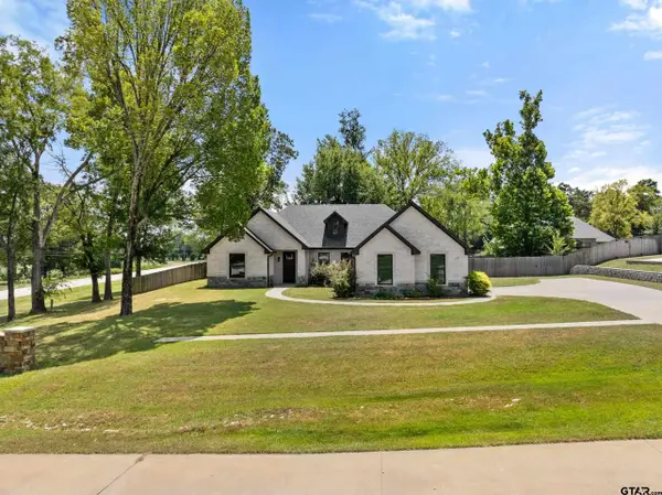 12109 Oak Grove, Lindale,  75771