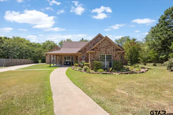 15610 Regian Drive, Lindale,  75771
