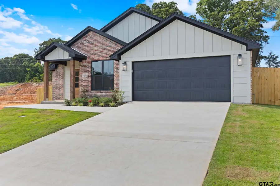 16510 Crossing Circle, Lindale, TX 75771 - #3