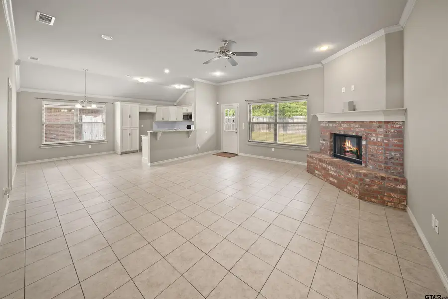 445 Ambrose, Tyler, TX 75704 - #3