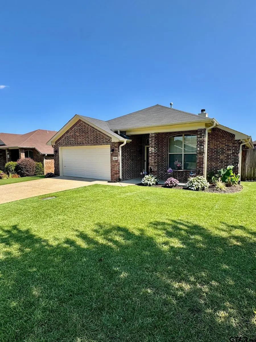 2902 San Jose Drive, Longview, TX 75601 - #2