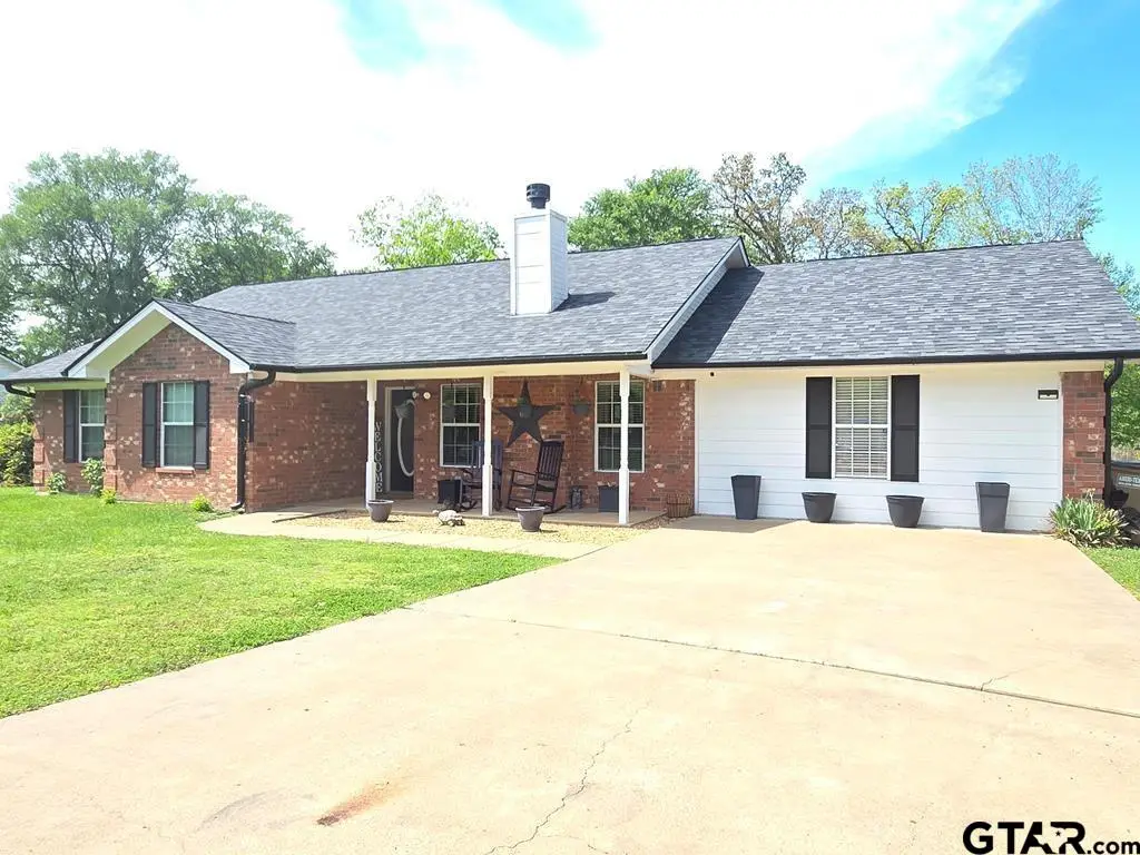 206 Jones, Elkhart, TX 75839 - #1